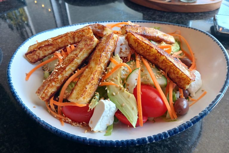 Halloumi salad served at L'Opera restaurant in Knysna
